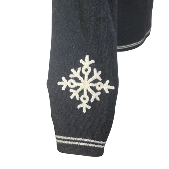 Liz Claiborne Sport Black Lambswool V-Neck Sweater with White Snowflake Med - Picture 5 of 7